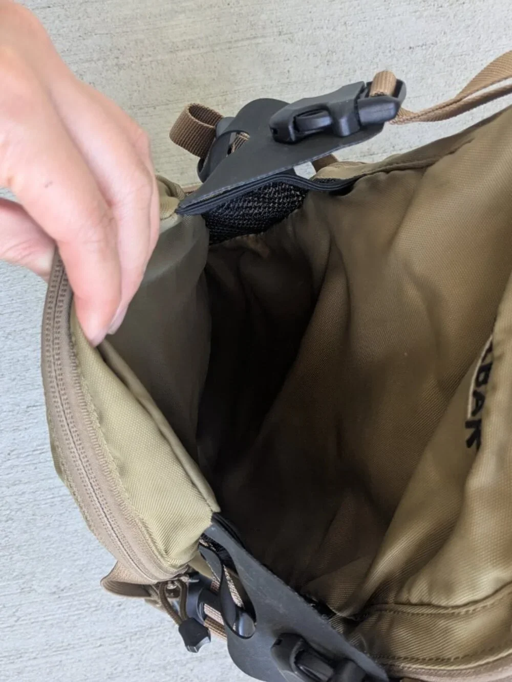 Camelbak Mule Small Backpack Lightweight Tan